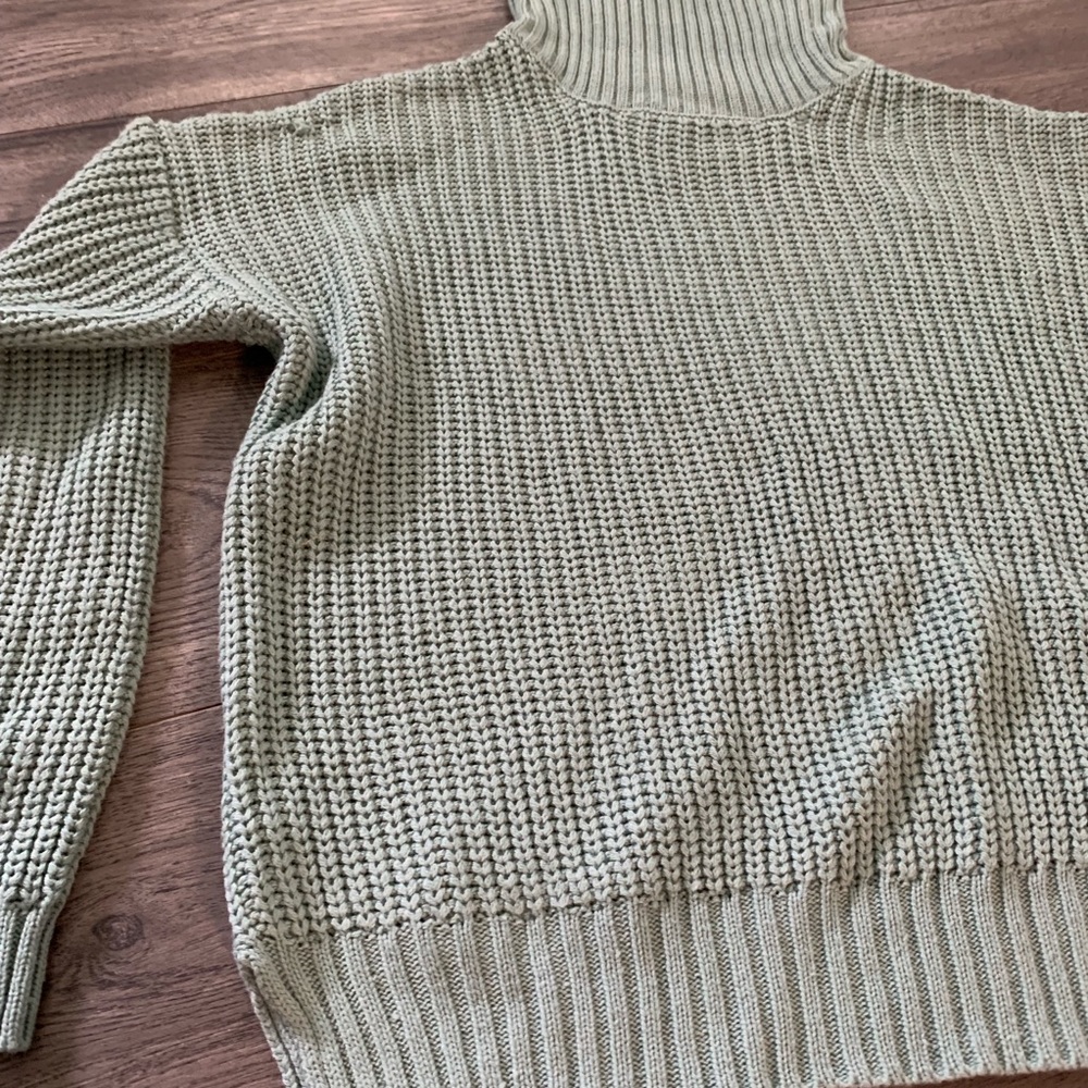 Sweater - Picture 2 of 3